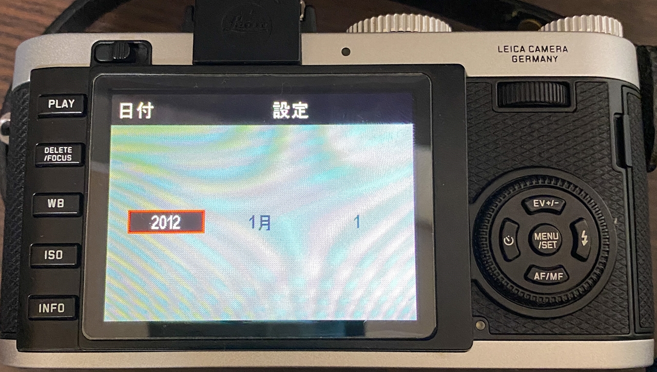 ライカX2