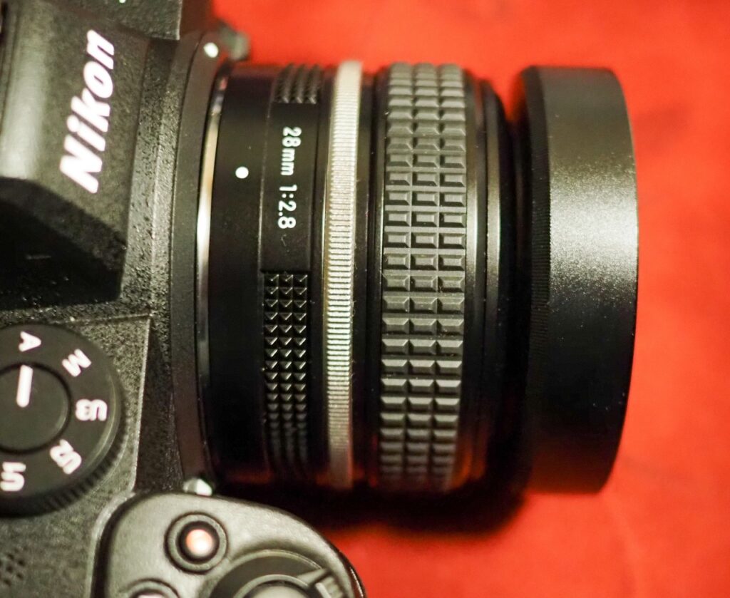 Nikon NIKKOR Z 28mm f/2.8 フィルターとフードおまけつき-