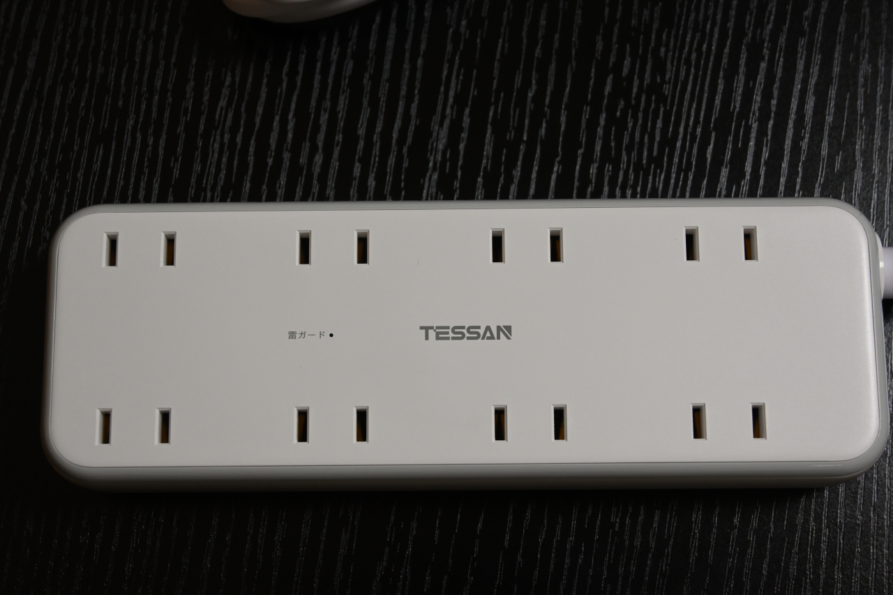 TESSAN 8口USBコンセント TS-7011