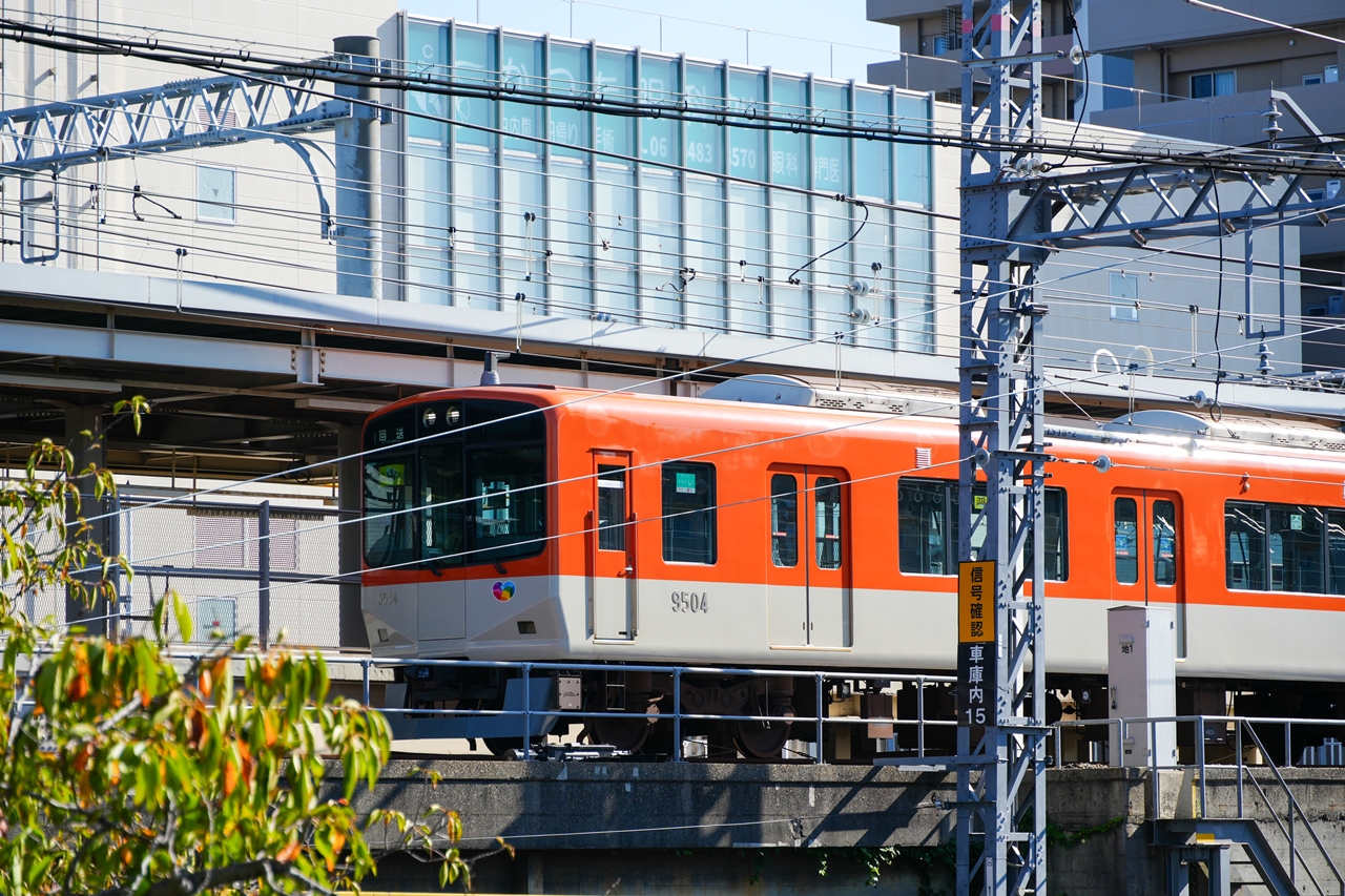 乗り物AFで撮影した阪神電車特急