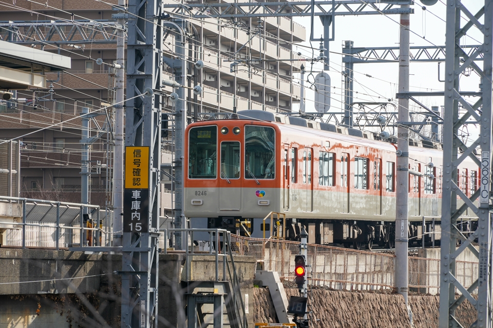 SONY α6700+E 18-135mm 姫路行き阪神電車特急